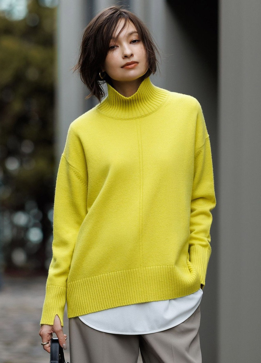 輕柔喀什米爾混紡高領上衣